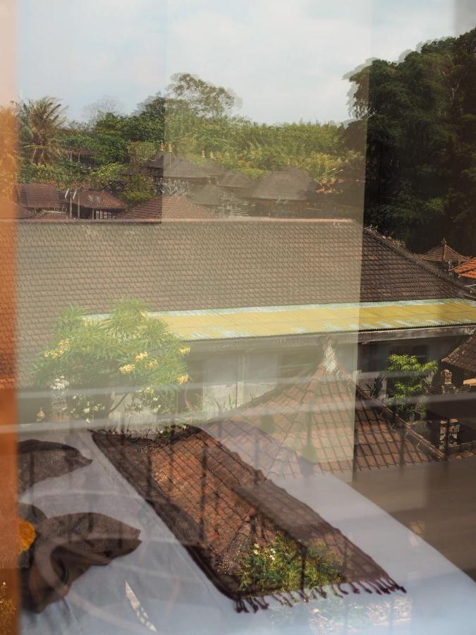 Kampung Sari Homestay Убуд Экстерьер фото