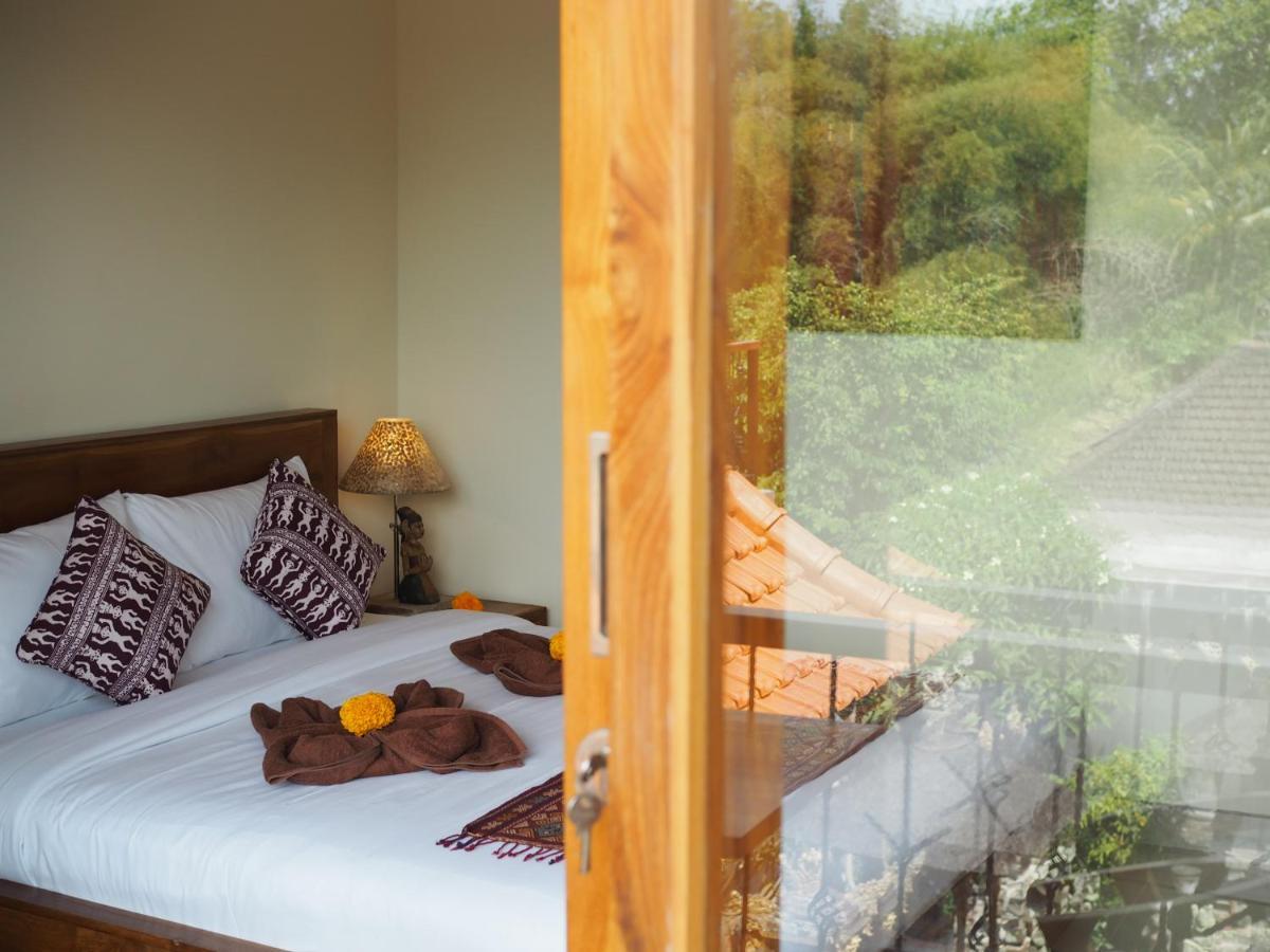 Kampung Sari Homestay Убуд Экстерьер фото